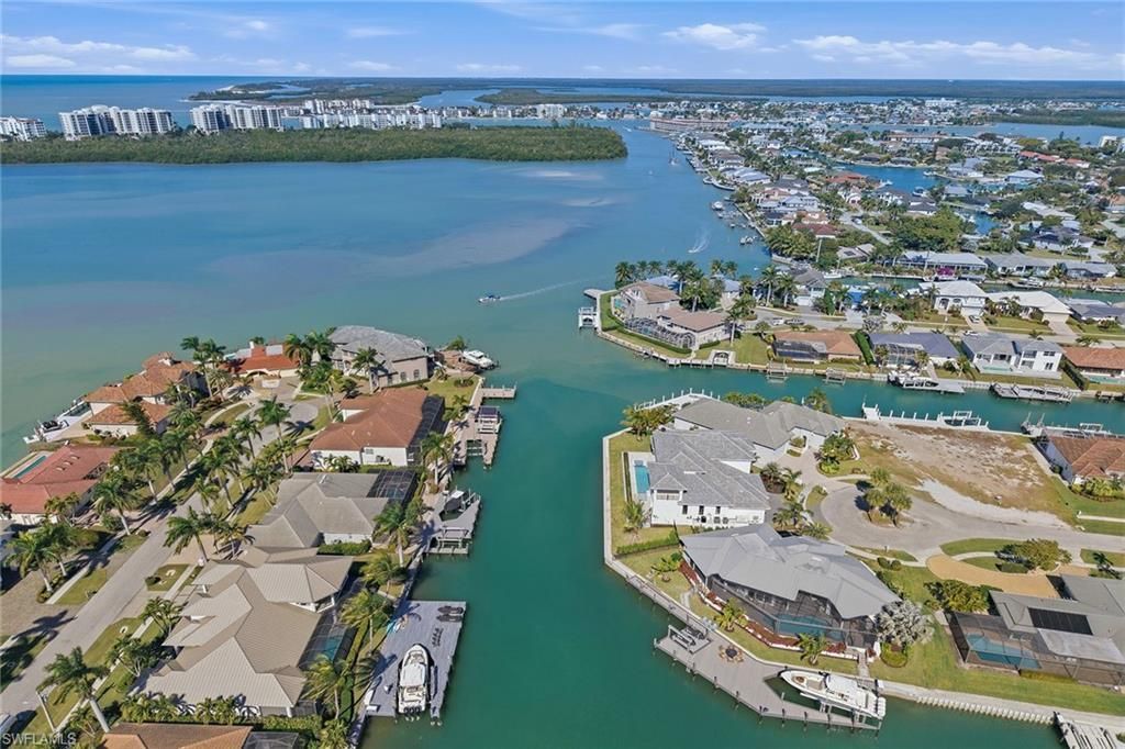 810 Elm Ct , Marco Island, FL 34145 Photo