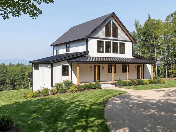 19 Passaconway Road, Ossipee, NH 03814