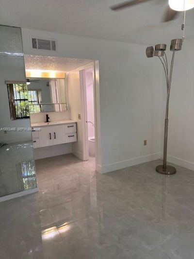 5835 W 20th Ave , Unit 106, Hialeah, FL 33012 Photo