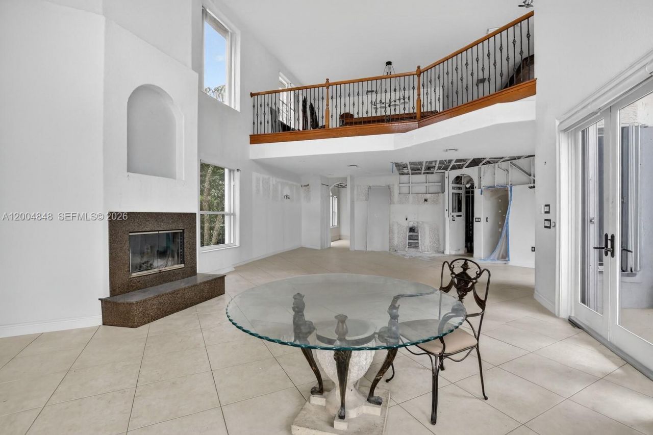10161 N Lake Vista Cir, Davie, FL 33328 Photo