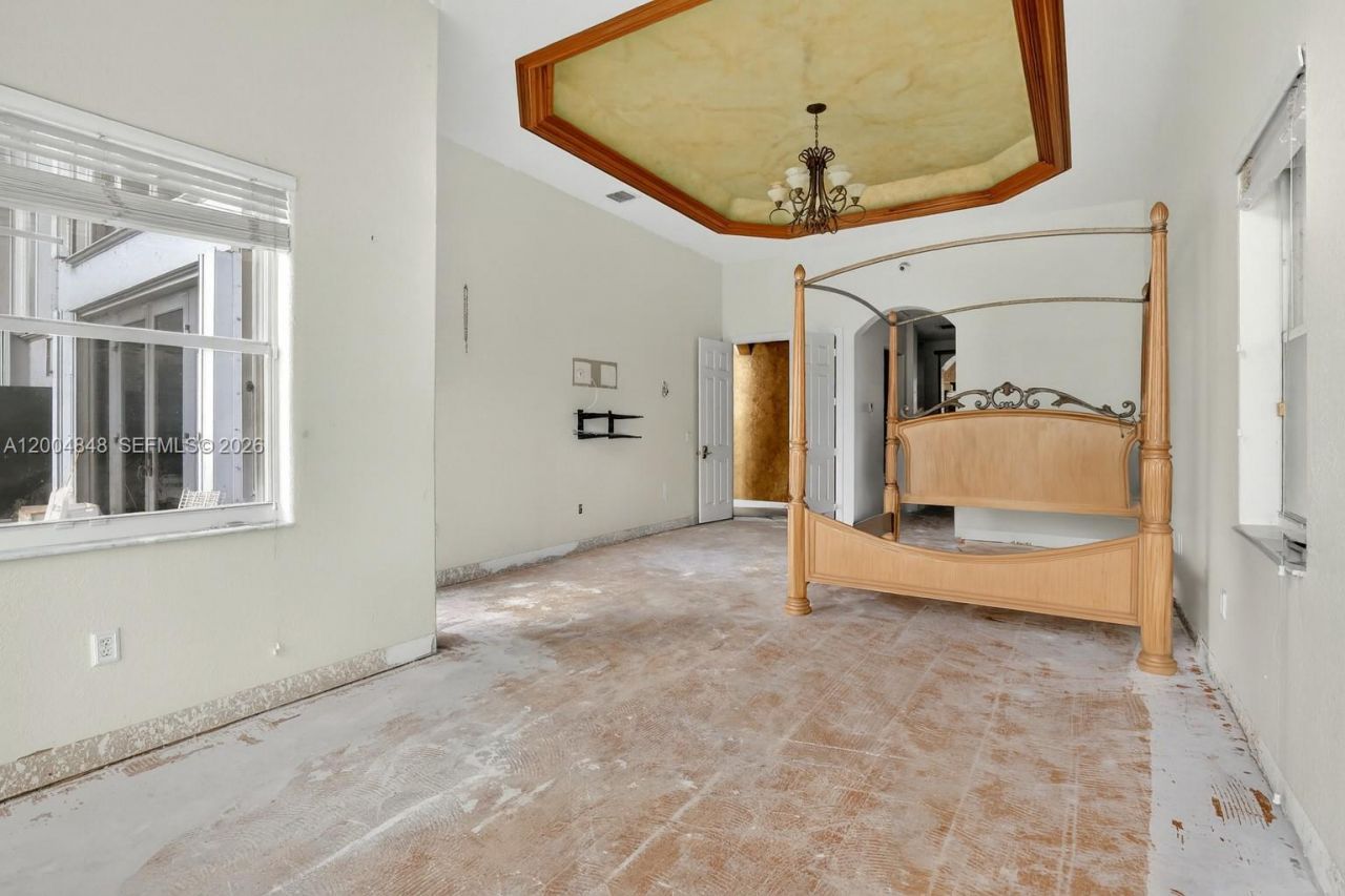 10161 N Lake Vista Cir, Davie, FL 33328 Photo