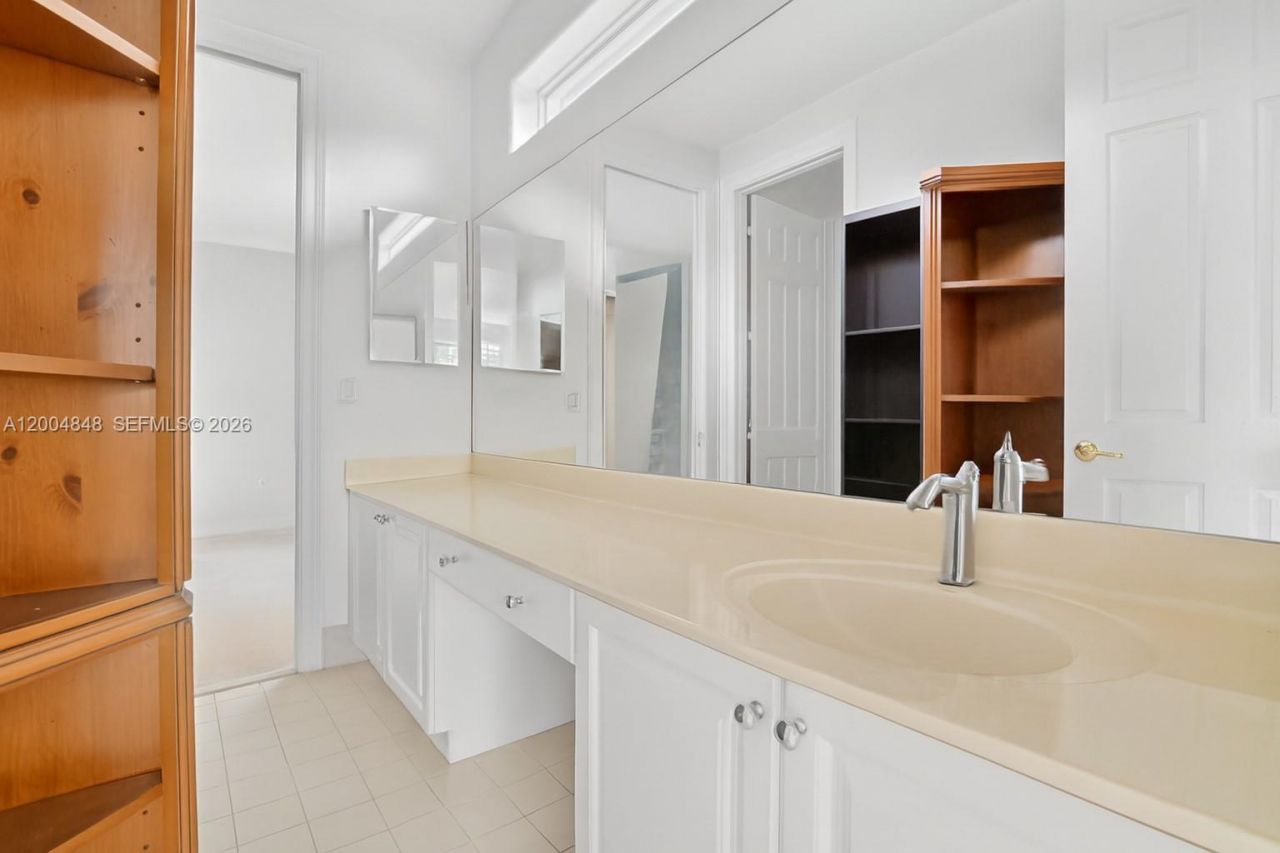 10161 N Lake Vista Cir, Davie, FL 33328 Photo