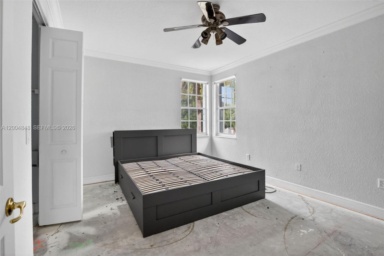 10161 N Lake Vista Cir, Davie, FL 33328 Photo