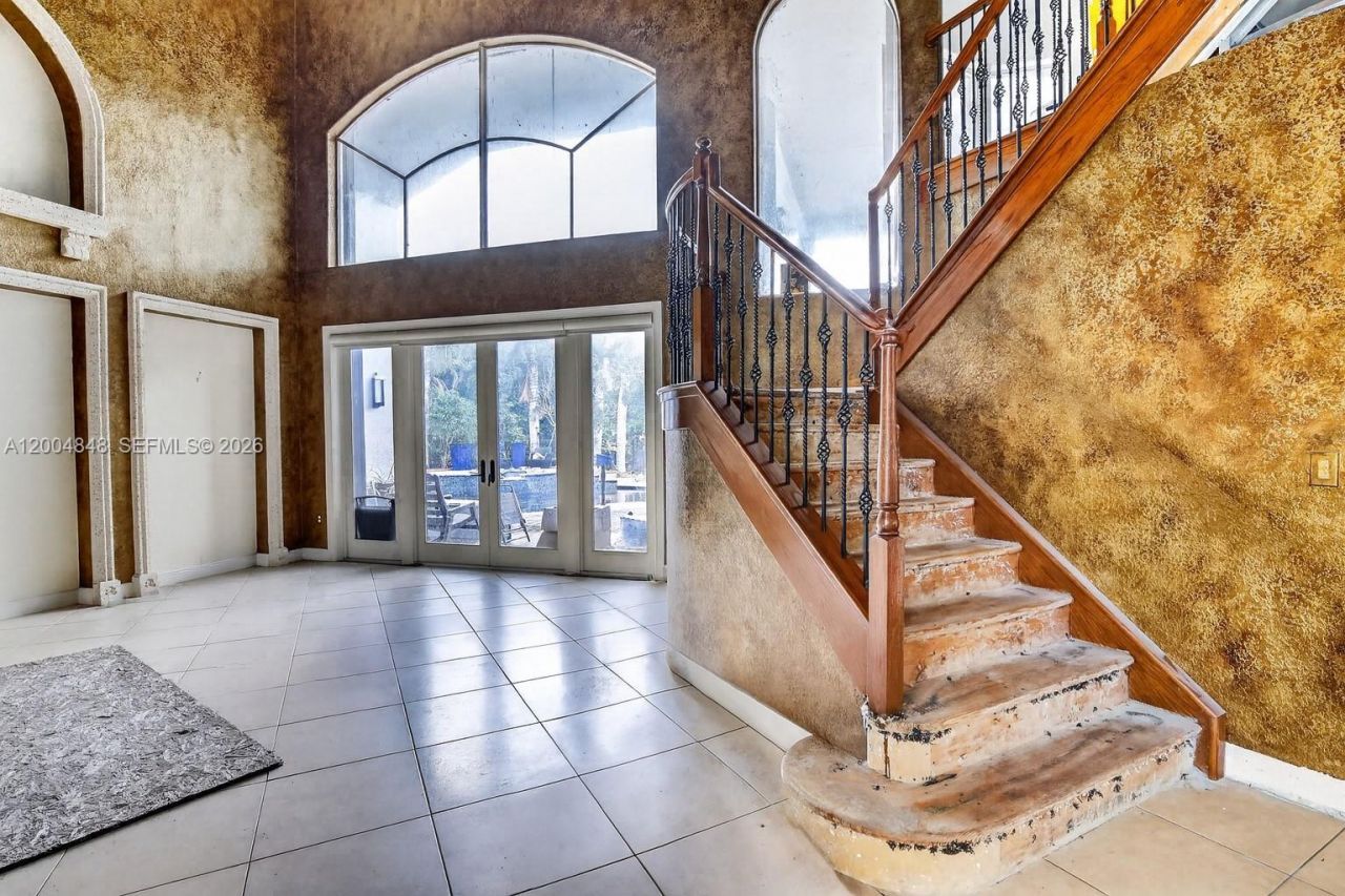 10161 N Lake Vista Cir, Davie, FL 33328 Photo