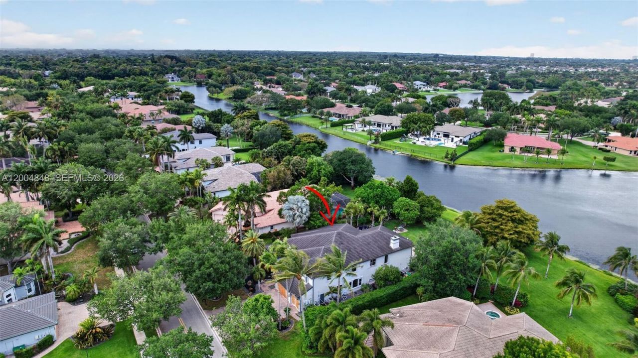 10161 N Lake Vista Cir, Davie, FL 33328 Photo