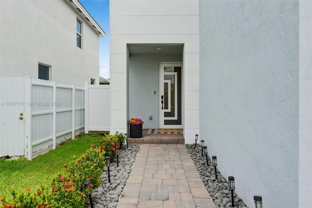 1660 SE 6th St, Homestead, FL 33033 Photo