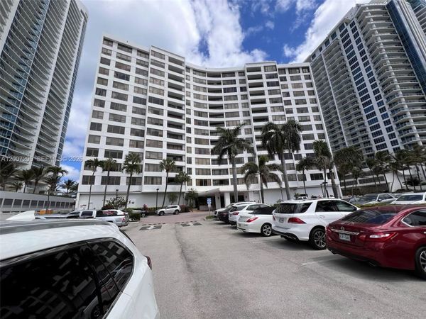 3505 S Ocean Dr , Unit 318, Hollywood, FL 33019