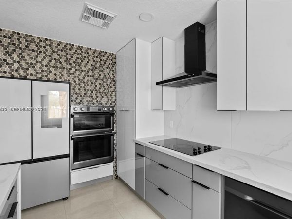 18172 SW 108th Path , Miami, FL 33157