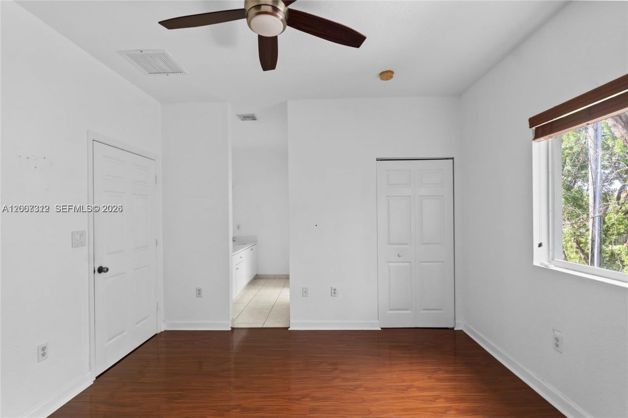 18172 SW 108th Path , Miami, FL 33157 Photo