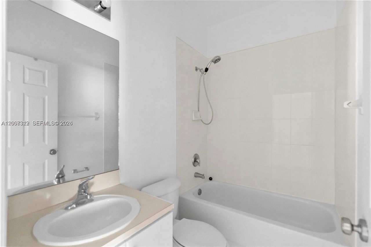 18172 SW 108th Path , Miami, FL 33157 Photo