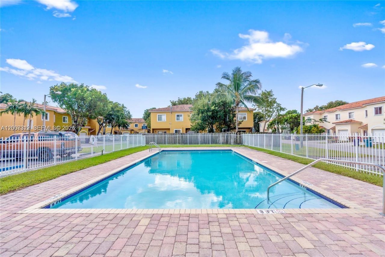 18172 SW 108th Path , Miami, FL 33157 Photo