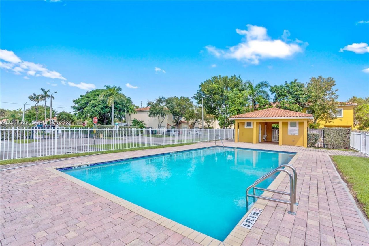 18172 SW 108th Path , Miami, FL 33157 Photo