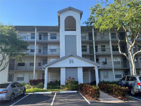 12501 SW 14th St, Unit 112R, Pembroke Pines, FL 33027