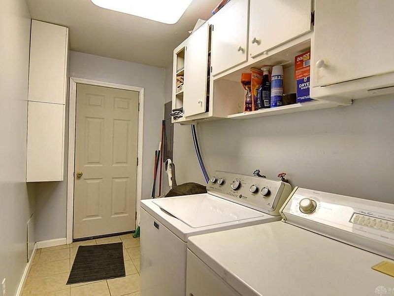 115 Worman Drive, Englewood, OH 45322 Photo 11