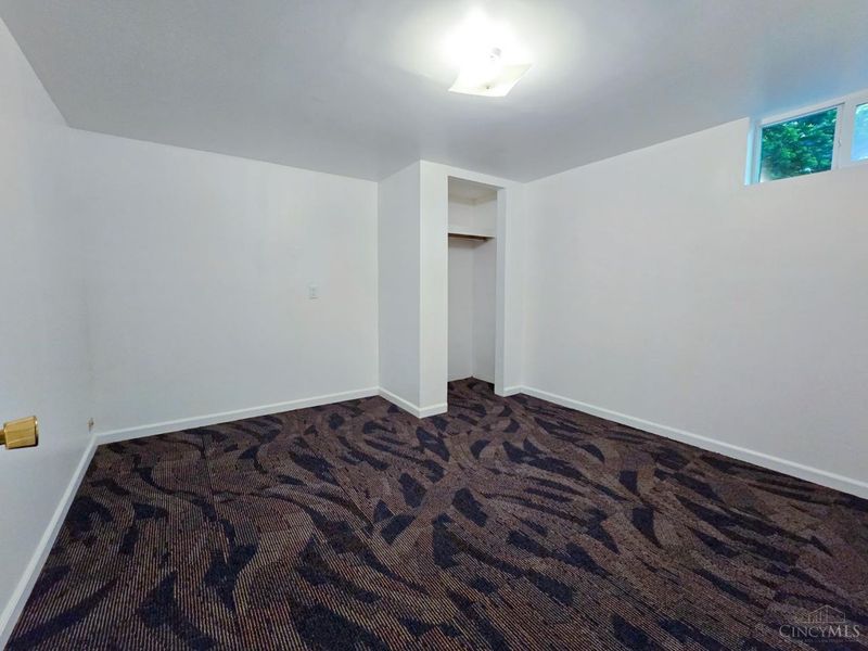 1058 Pinehollow Lane, Springfield Twp., OH 45231 Photo 16