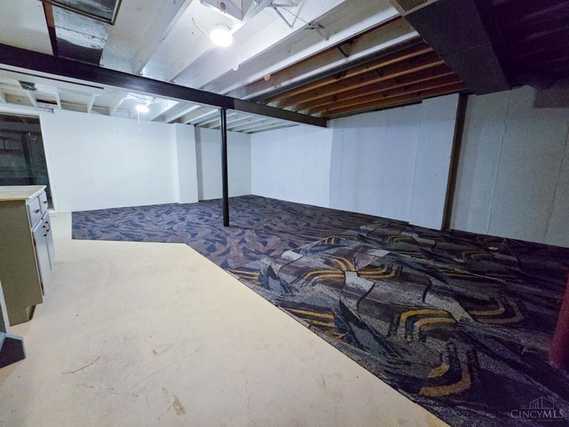 1058 Pinehollow Lane, Springfield Twp., OH 45231 Photo 21