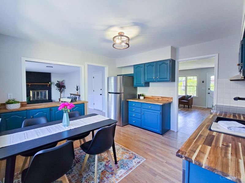 1058 Pinehollow Lane, Springfield Twp., OH 45231 Photo 6