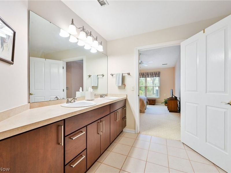 29330 Buckthorn Place, Unit 14, Westlake, OH 44145 Photo 32