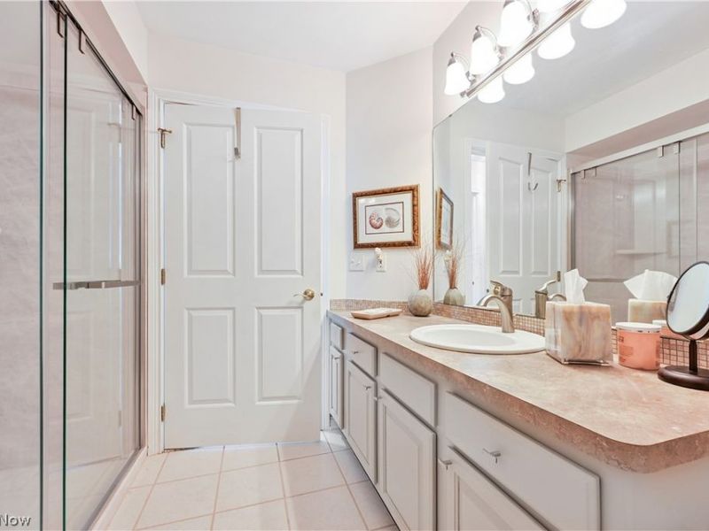 29330 Buckthorn Place, Unit 14, Westlake, OH 44145 Photo 37