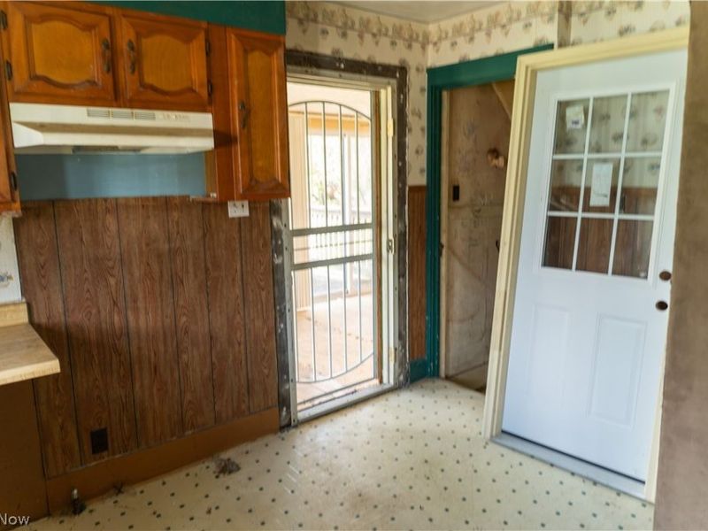 557 Sunshine Avenue, Youngstown, OH 44505 Photo 19