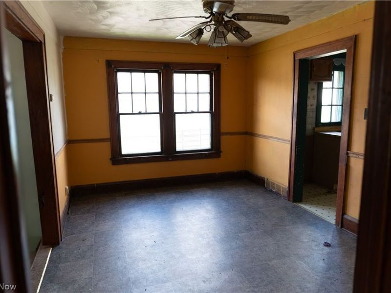 557 Sunshine Avenue, Youngstown, OH 44505 Photo 23