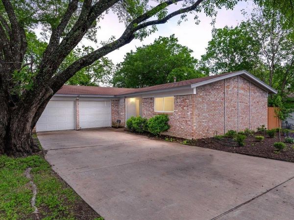 9807 Dallum DR, Austin, TX 78753