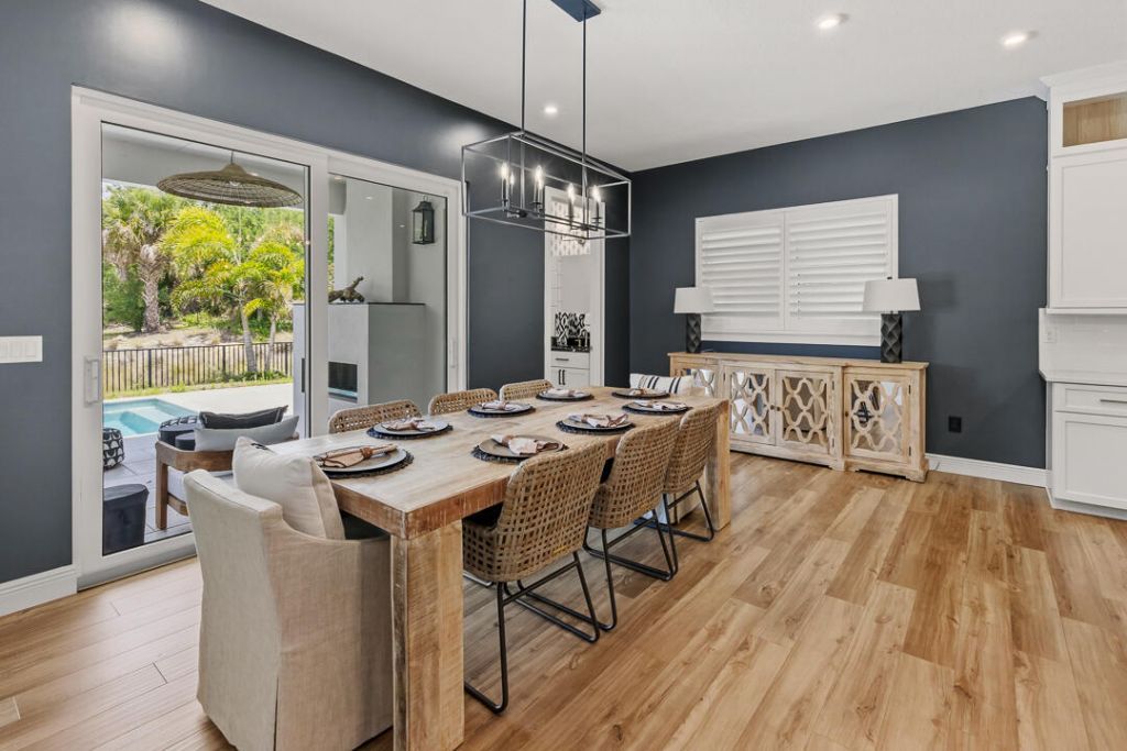 2465 NE Evinrude Circle, Jensen Beach, FL 34957 Photo