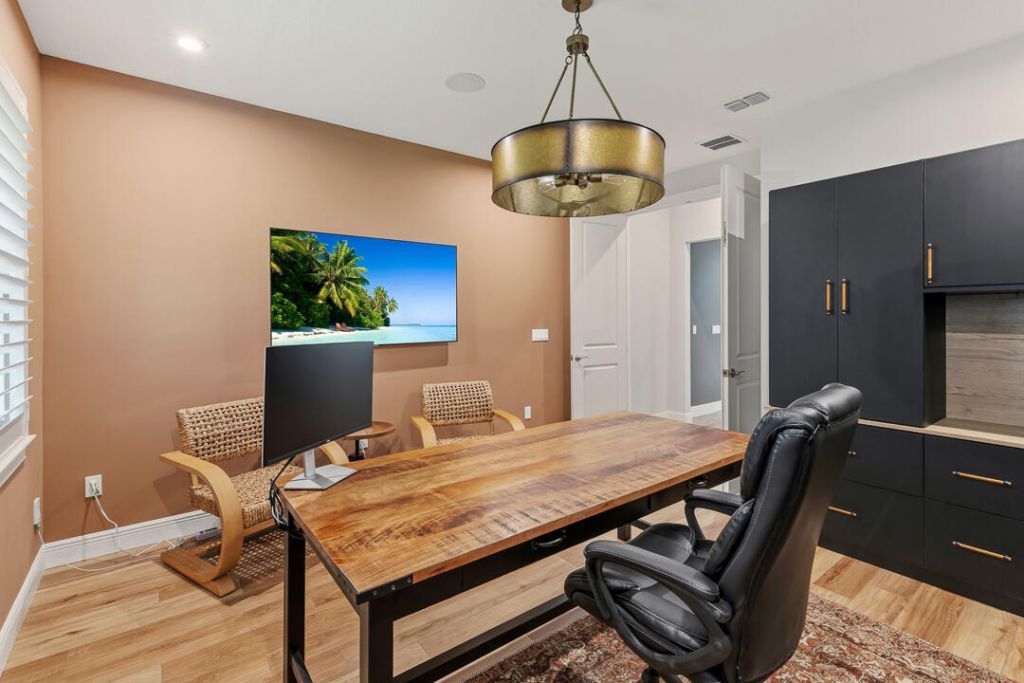 2465 NE Evinrude Circle, Jensen Beach, FL 34957 Photo