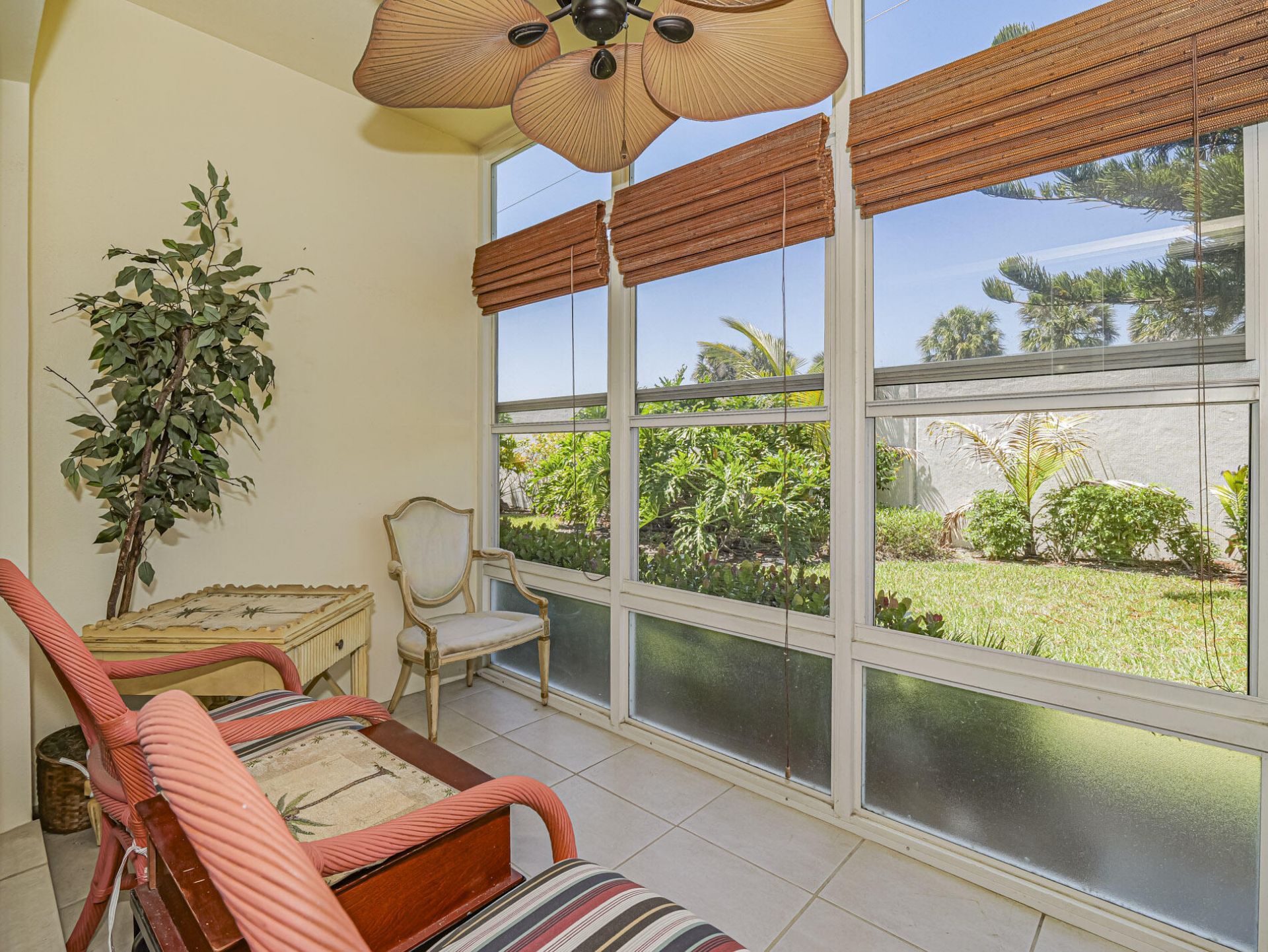 2800 Indian River Boulevard, Unit 4r, Vero Beach, FL 32960 Photo