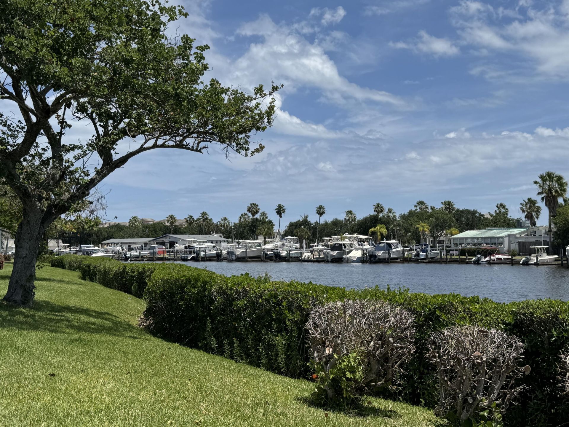 2800 Indian River Boulevard, Unit 4r, Vero Beach, FL 32960 Photo