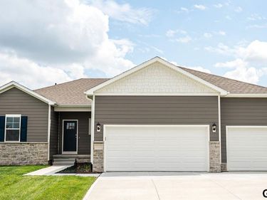 17001 Craig Street , Bennington, NE 68007