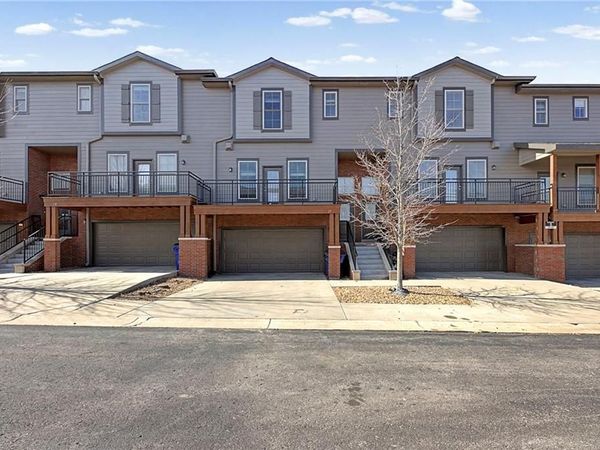 5245 Overland Drive, Unit B25, Lawrence, KS 66049