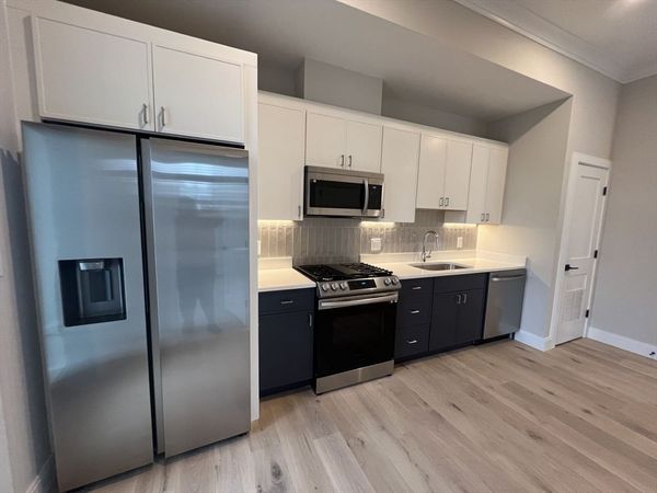 157 Everett St., Unit 203, Boston, MA 02134