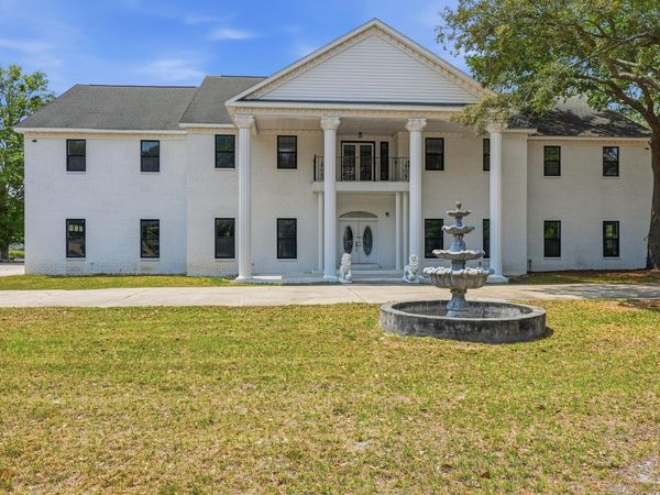 680 Mallet Bayou Road, Freeport, FL 32439