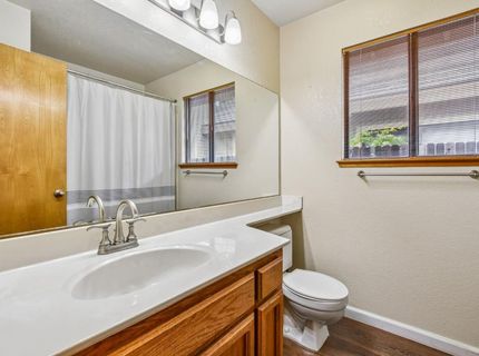 2004 Fernwood Cir, Roseville, CA 95661 Photo