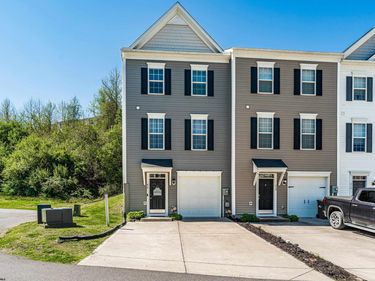 218 Queensbury Court, White Hall, WV 26544