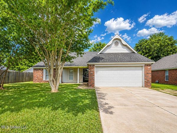 6411 Kristen Drive, Olive Branch, MS 38654