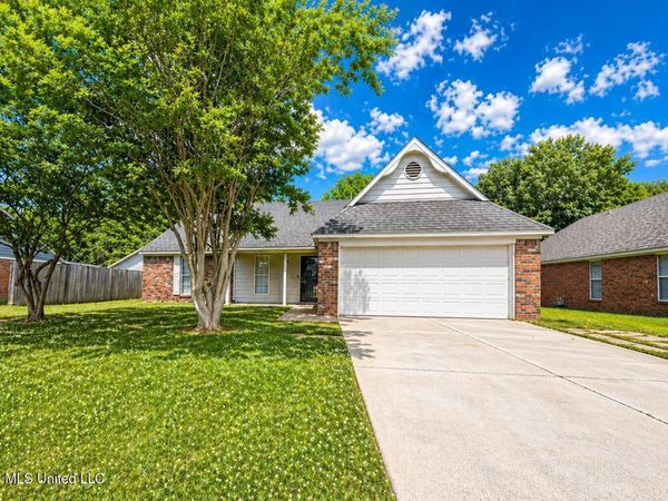 6411 Kristen Drive, Olive Branch, MS 38654