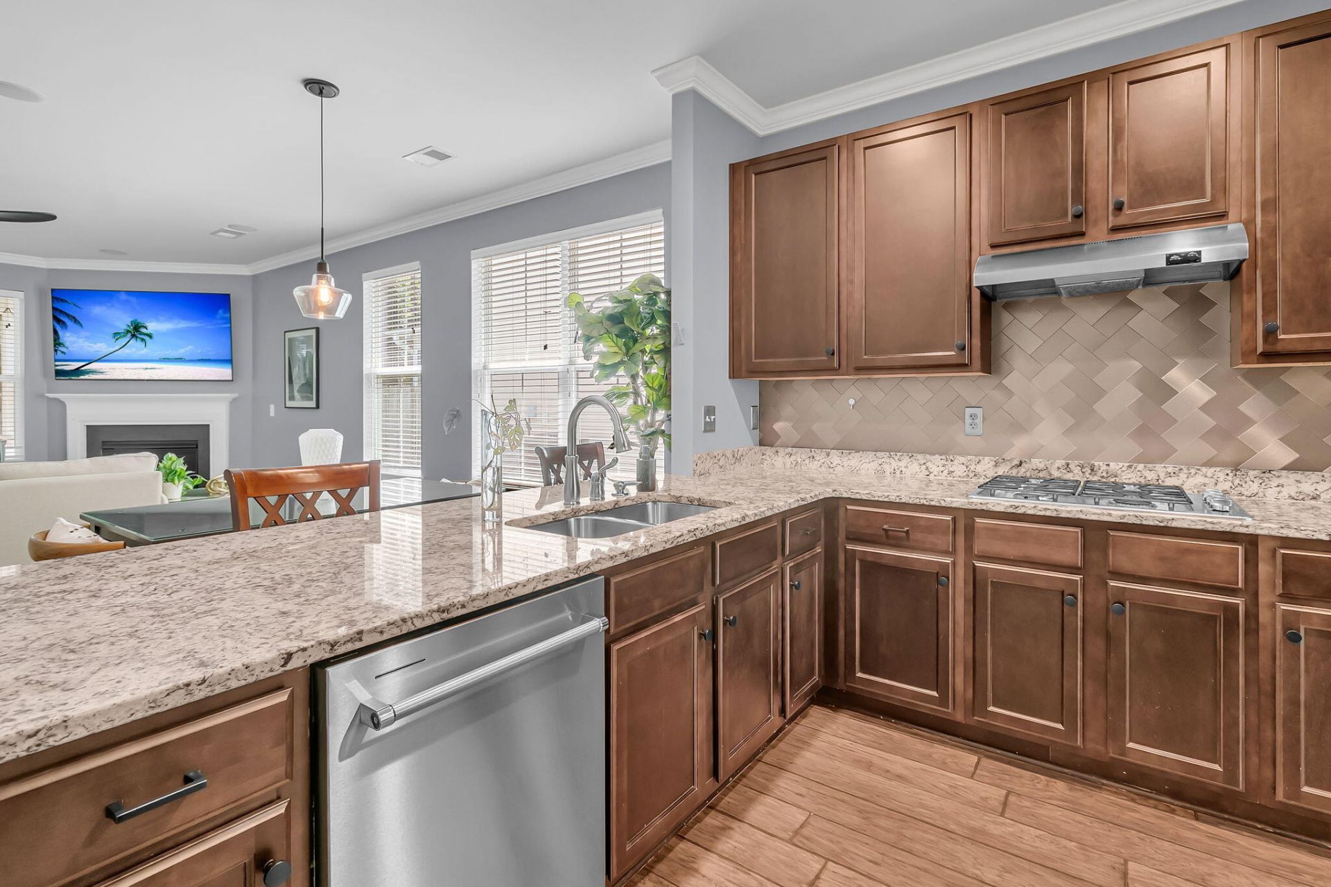 129 Glenspring Drive Photo 12