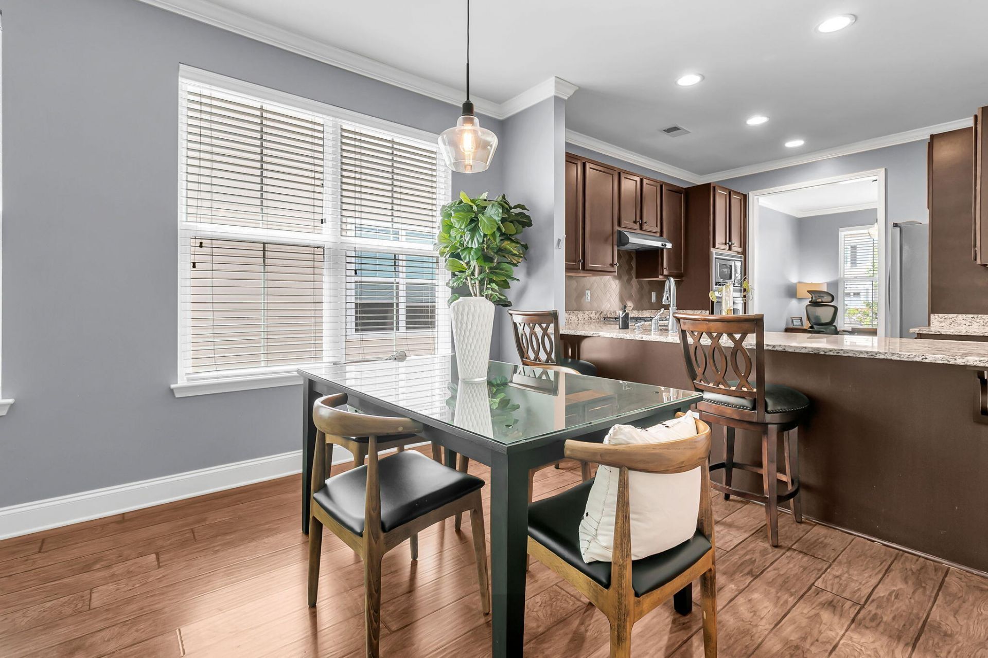 129 Glenspring Drive Photo 14