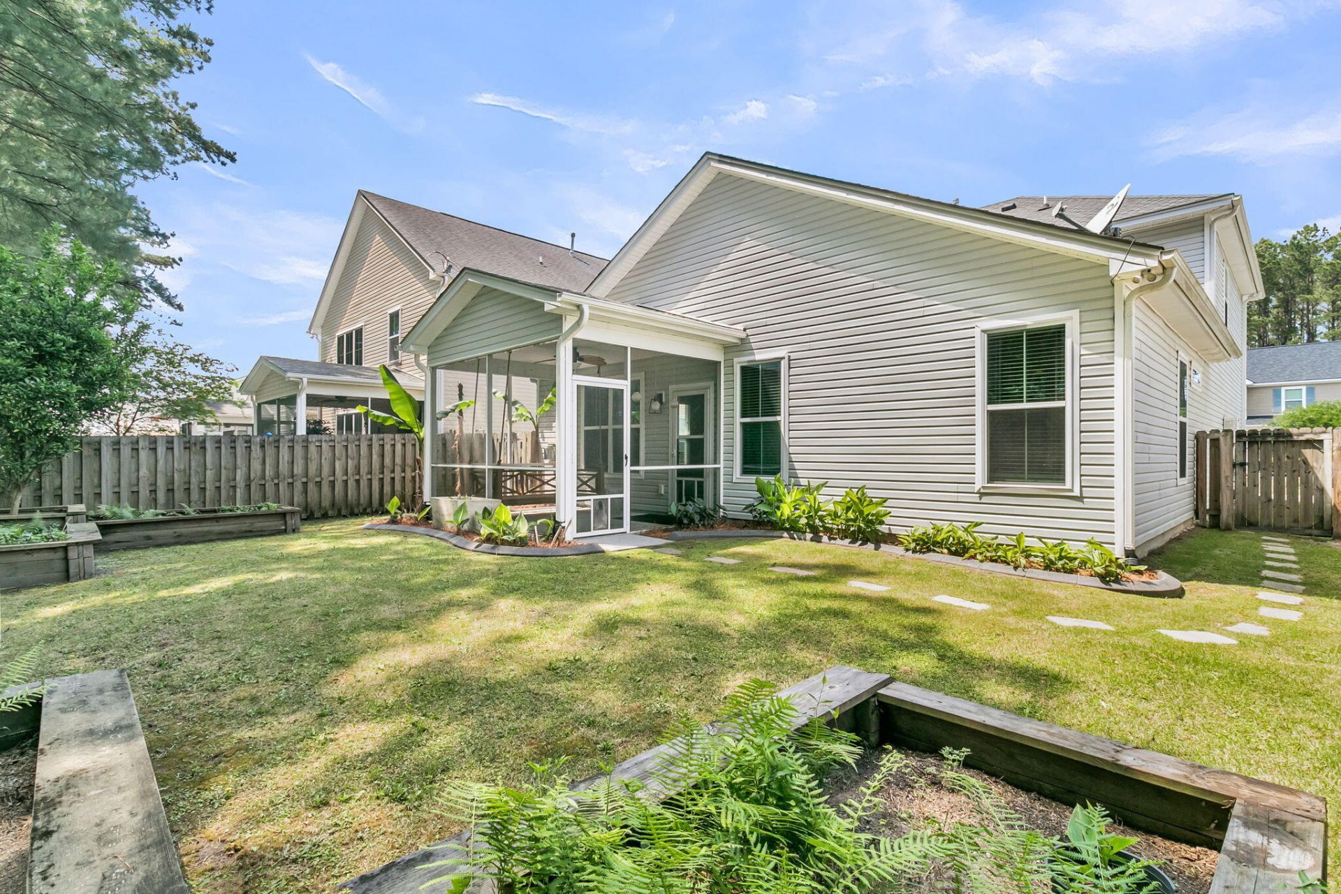 129 Glenspring Drive Photo 37