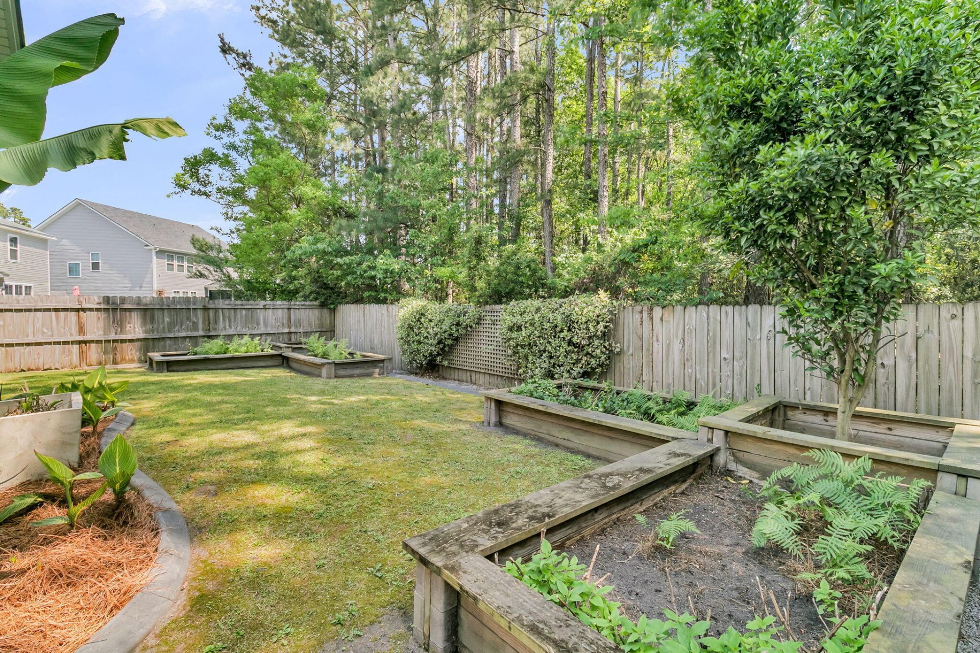 129 Glenspring Drive Photo 40