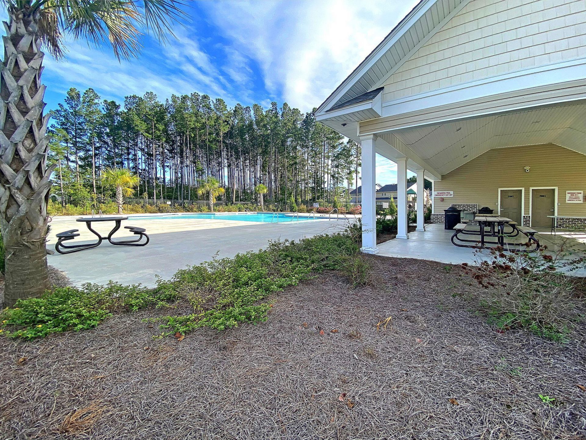 129 Glenspring Drive Photo 44