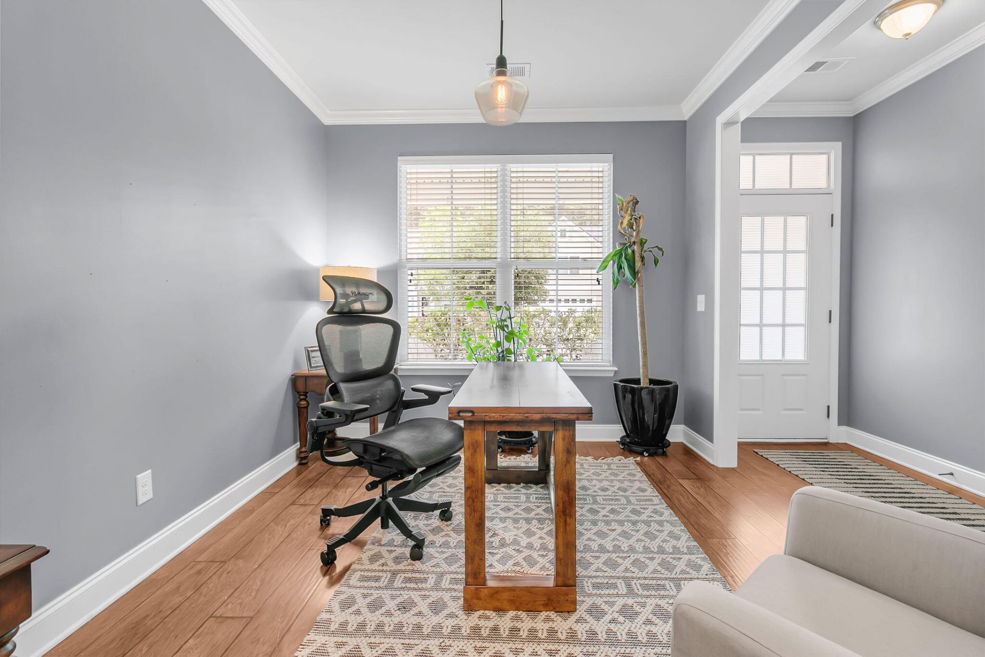 129 Glenspring Drive Photo 7