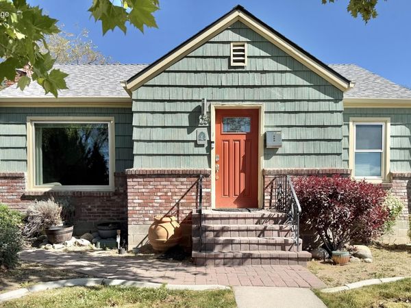 525 E Taylor Street, Reno, NV 89502