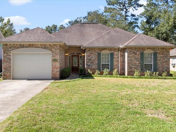 68 TRACE Loop , Mandeville, LA 70448