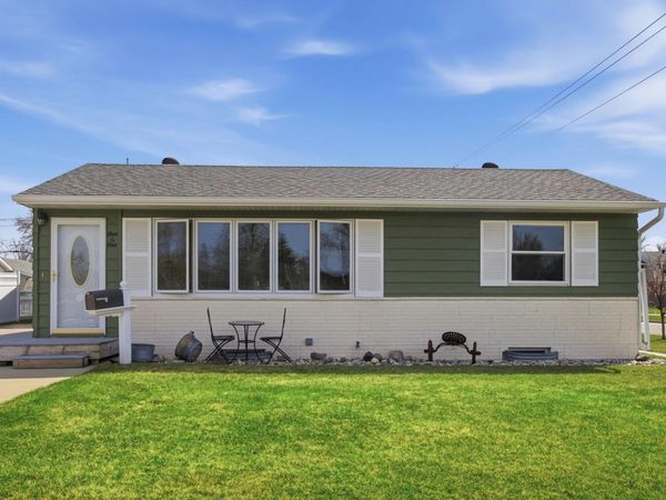 101 7th Avenue E, West Fargo, ND 58078