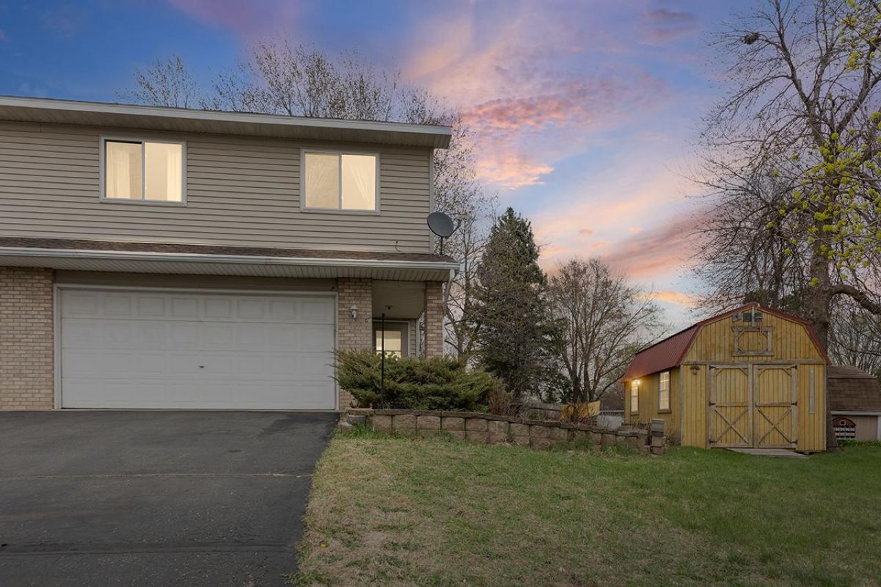 314 Railroad Drive NW, Elk River, MN 55330