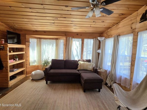 WI5402 Wildlife Way, Covington Twp, PA 18444