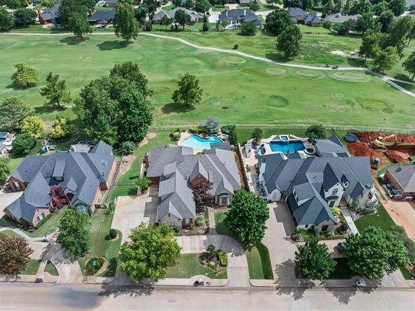 400 Heritage Boulevard, Edmond, OK 73025